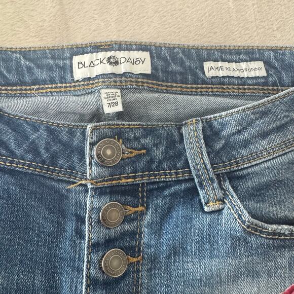 Black Daisy Womens Button Fly Relaxed Skinny Denim Jeans sz 7 28 Embroidered Y2K - Picture 3 of 10